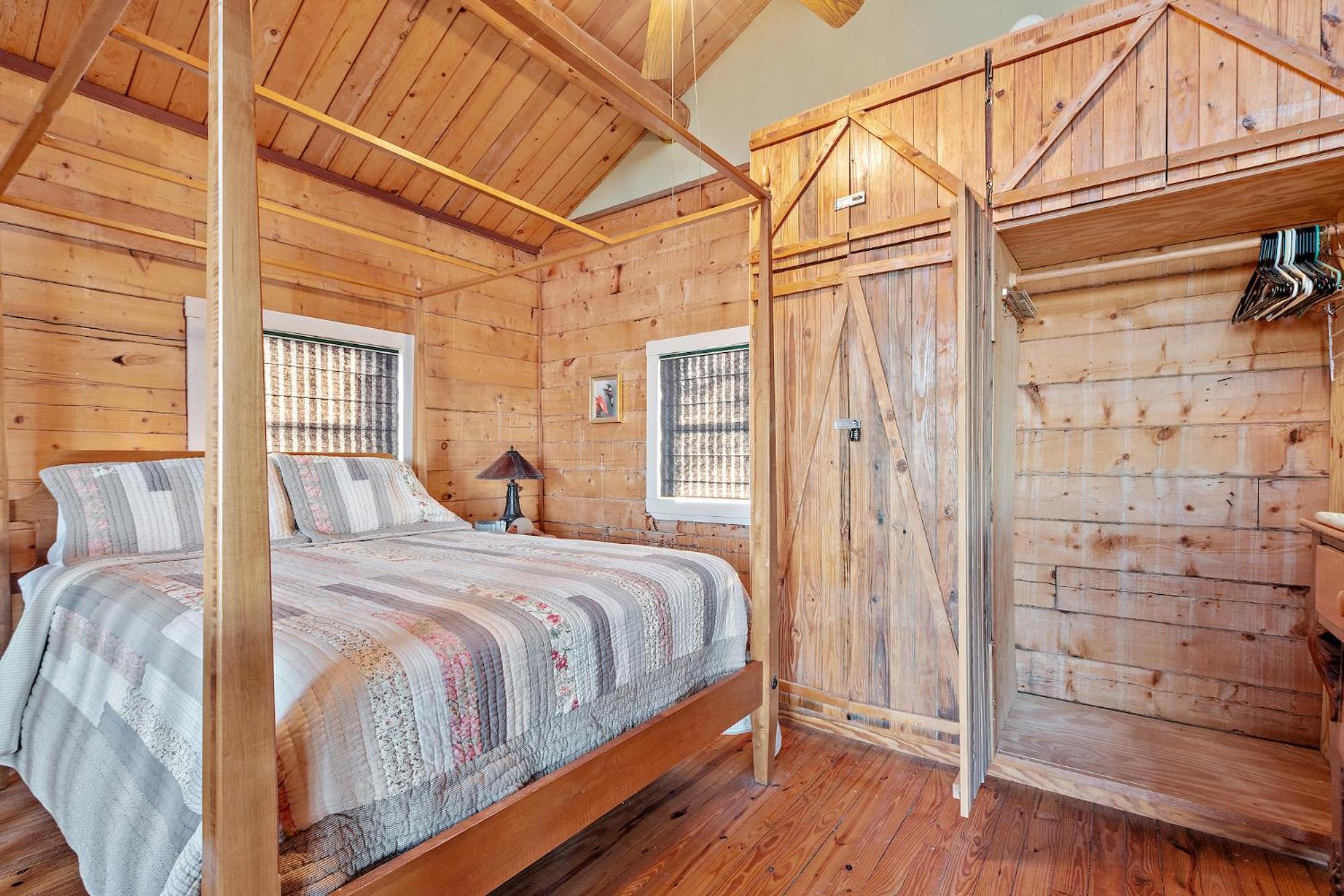 Mighty Oak Log Cabin 弗雷德里克斯堡 外观 照片