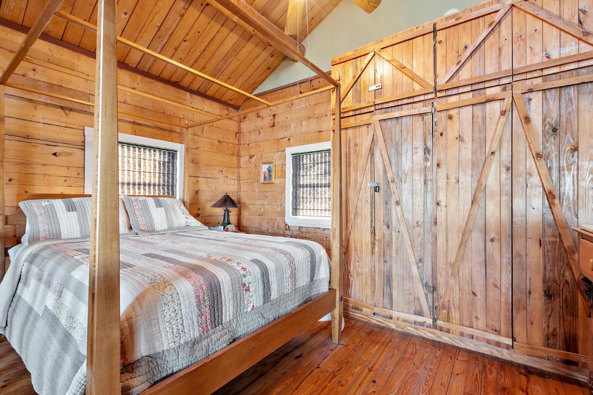 Mighty Oak Log Cabin 弗雷德里克斯堡 外观 照片